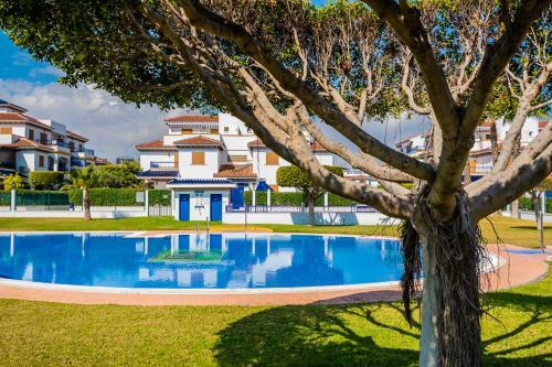 Lovely Apartment Near The Beach
