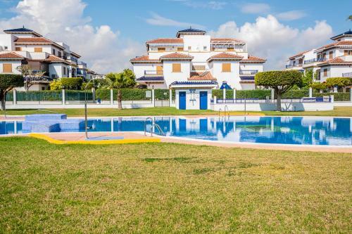 Lovely Apartment Near The Beach