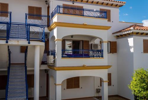 Lovely Apartment Near The Beach