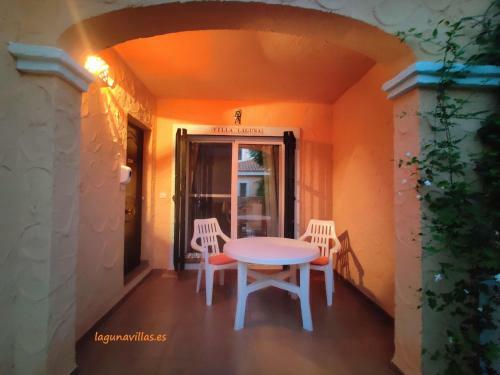 Apartamento Villa Laguna - Your Duplex In The Sun!
