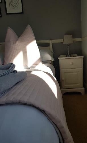 Bed & Breakfast Willowbank House