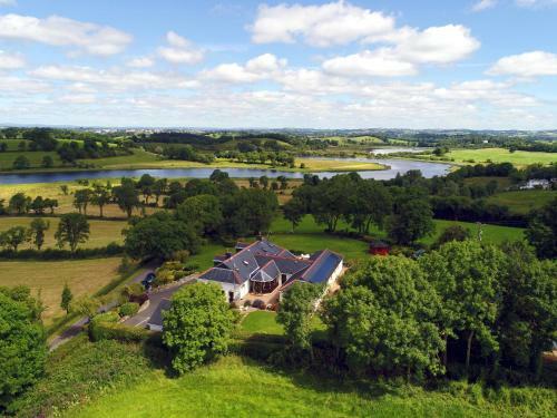 Bed & Breakfast Willowbank House
