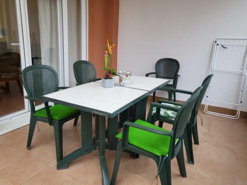 Apartamento Ex�tico En Primera L�nea De Vera-playa!