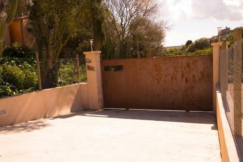 Ca'n Marc (charming House Center Island)