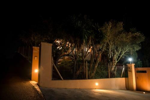 Ca'n Marc (charming House Center Island)