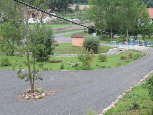 Agroturismo Pod Miote?k?