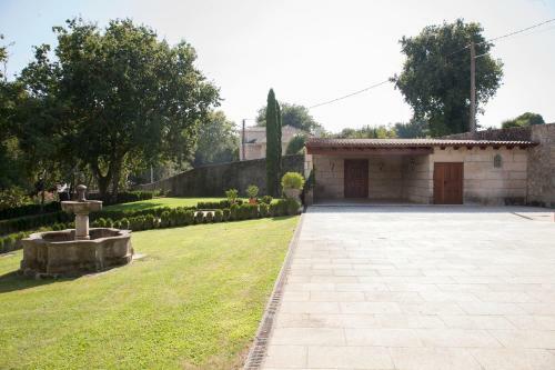 Villa Luxury Rustic House - O Rego Da Santa Mari�a