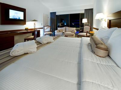 Los Tajibos Hotel And Convention Center