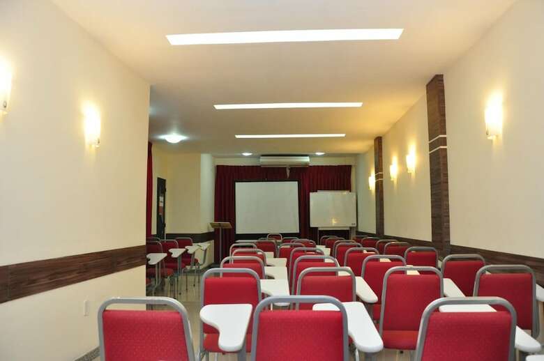 Machados Plaza Hotel