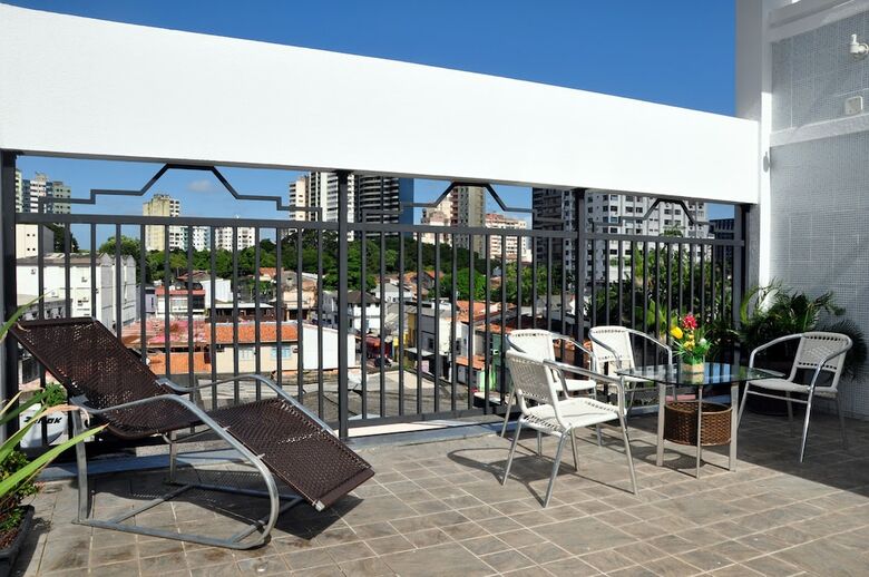 Machados Plaza Hotel
