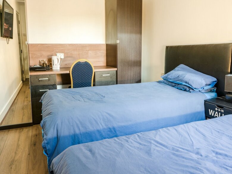 Hostal La Tavola Calda Hotel