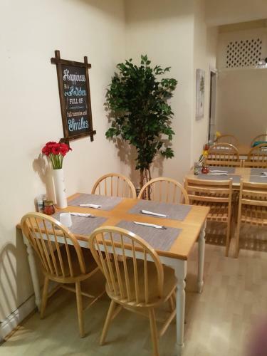 Hostal Parkview Hotel And Guest House
