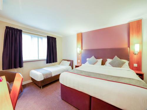Oyo Lakeside Haydock Hotel, St Helens