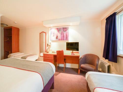 Oyo Lakeside Haydock Hotel, St Helens