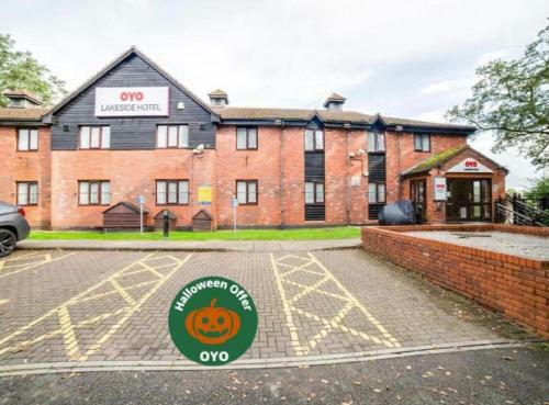 Oyo Lakeside Haydock Hotel, St Helens