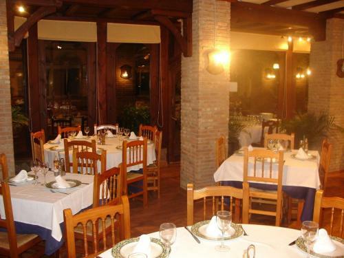 Hostal - Restaurante Playa Azul