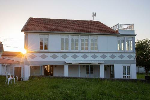 Beachfront Surf & Holiday House, Up To 12 Persons