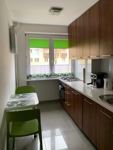 Apartment Mona Warsaw Przy Stacji Metra
