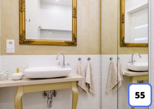 Sienna 41 Boutique Warsaw Apartments