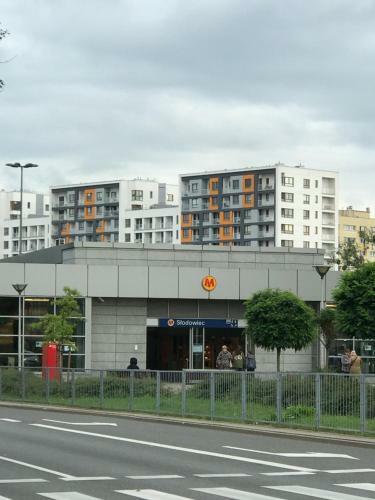 Apartamenty Metro S?odowiec, ?eromskiego 1