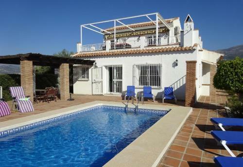 Villa Rosana Lake Vinuela