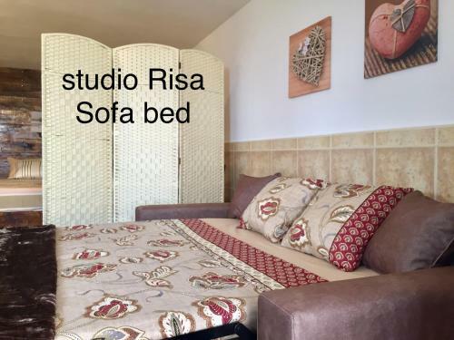 Casira, Ruime Villa & 2 Studio's - 8 Personen