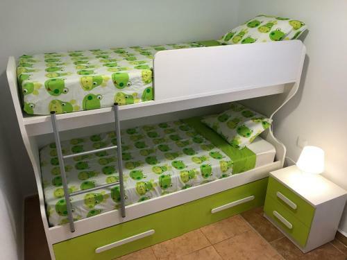 Apartamento Central Modern 3bdr, A/c, Wifi & Parking