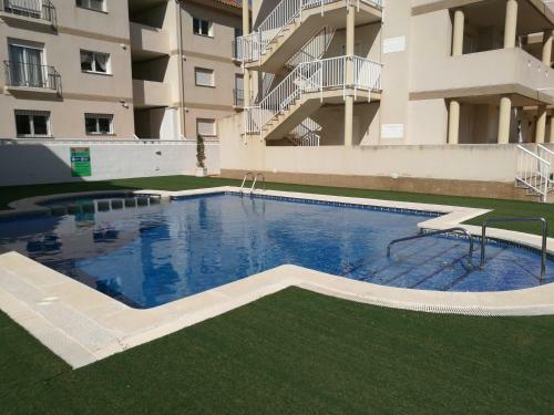 Apartamento Con Piscina Y Terraza Con Vista Al Mar