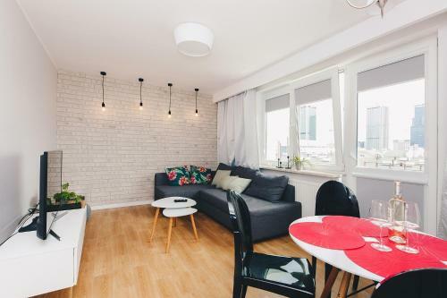 Oomph Warsaw Downtown Apartments
