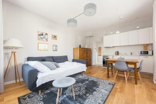 Apartamento Shortstaypoland ?rodkowa