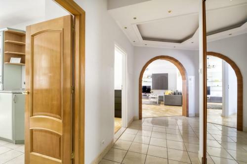 Gama Great Location&spacious120m Apartment: 2-10 People