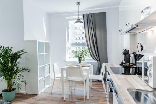 Golden Apartments - Pereca