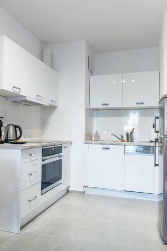 Golden Apartments - Pereca