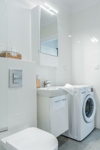 Golden Apartments - Pereca