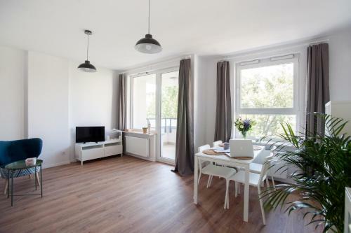 Golden Apartments - Pereca