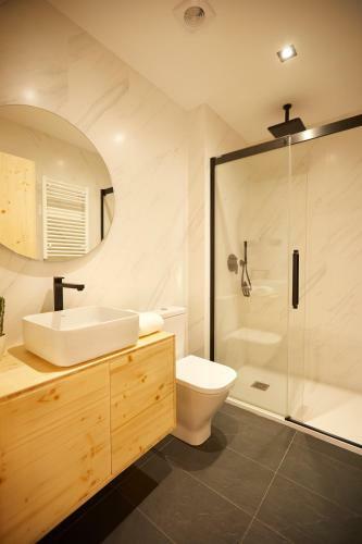 Apartamentos Arumes Do Mar E Monta�a - Viveiro