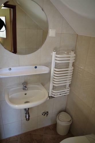Hostal Pokoje Go?cinne Wieloryb