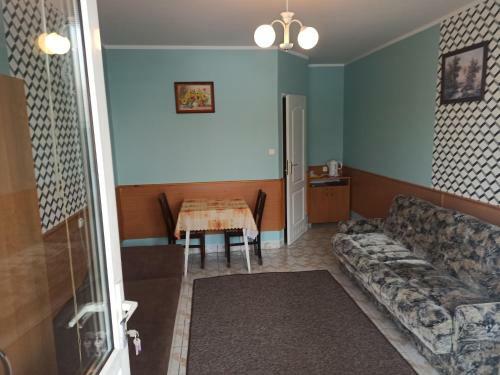 Hostal Apartament I Pokoje Go?cinne Budnik