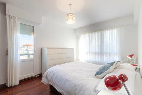 Apartamento Bakio Beach VII With Parking By Aston Rentals