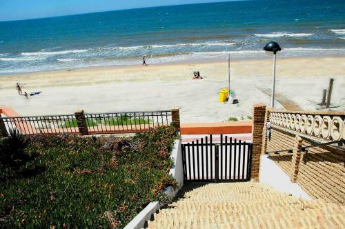 Apartamento A La Orilla Del Mar