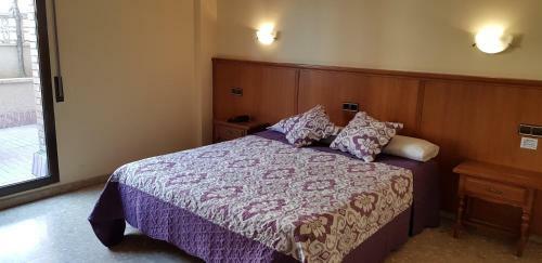 Hotel Reina Isabel