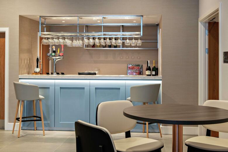 Oxford Abingdon Four Pillars Hotel