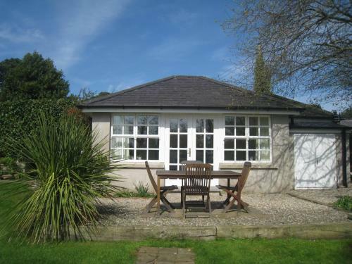 Shola Coach House B&B