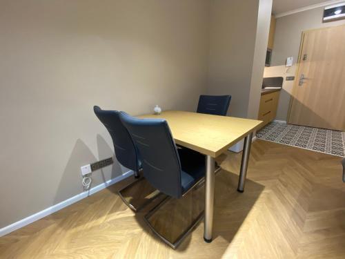 Apartament Wroc?aw Marina Nad Odr? 29