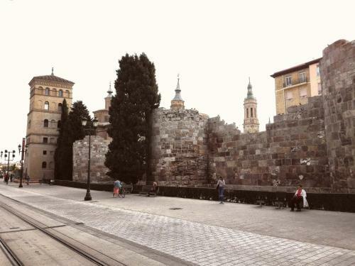 Zaragoza Centro Antiguo Spain - Apartamento Nuevo