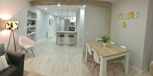 Zaragoza Centro Antiguo Spain - Apartamento Nuevo