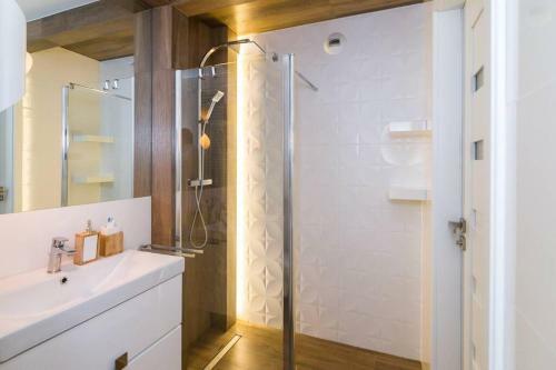 Sun House Apartment + Free Parking