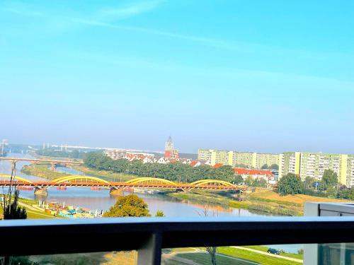 Apartament Z Tarasem I Widokiem Na Odr?
