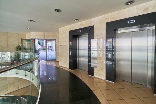 Apartment Wroc?aw Krawiecka By Renters