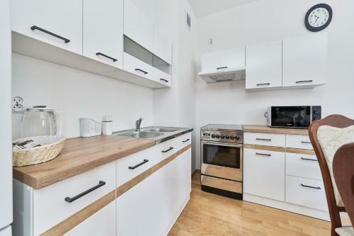Apartments Wroc?aw Bajana By Renters